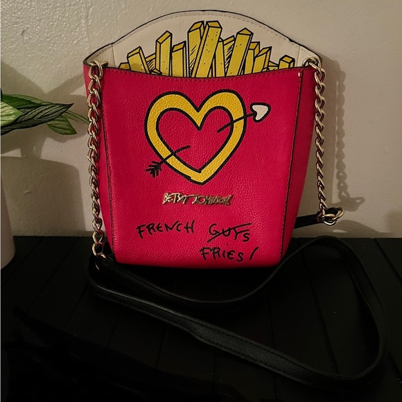 Betsey Johnson Handbags - 🚫SOLD🚫 Betsey Johnson Kitsch French Fries Crossbody Bag